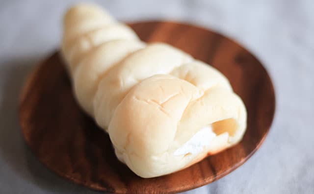 【ミニストップ】ソフトクリーム風のパンって、どういうこと!?