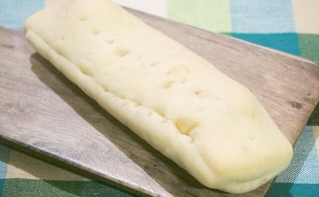 禁断の旨辛!? シャウエッセン使用のローソン新作パンとは？