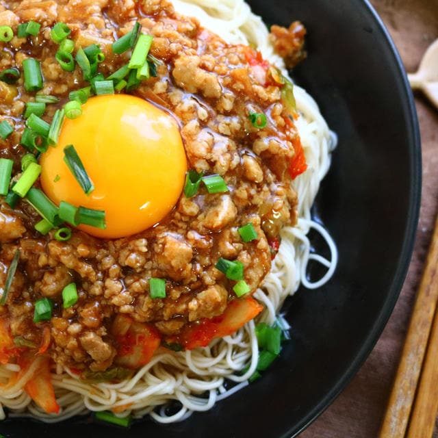 相性抜群！「ひき肉×そうめん」のやみつきアレンジ麺