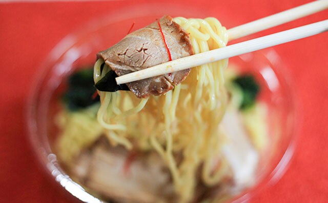 ガッツリだけどあっさり!チャーシュー麵は“冷やし”がファミマ流