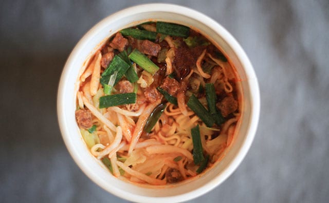 まさに“カラシビ”　このファミマ限定カップ麺、中毒性ありすぎ！！