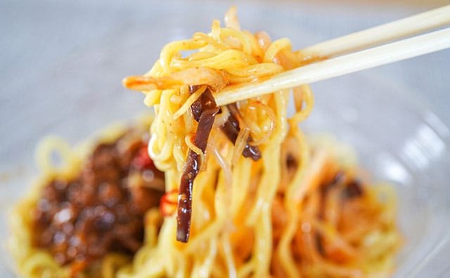 夏にぴったり!セブンの新商品チルド麺が鬼旨すぎる!