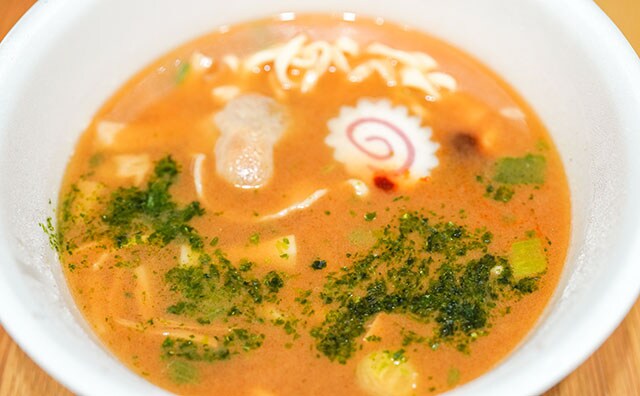 「再現度が高い」「超うまい」セブンの銘店カップ麺が復活！