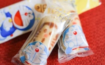 一週間で15万個以上販売！「ドラえもん×東京ばな奈」がファミマ・ローソンで買える！！