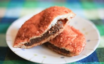 濃厚カレーがうま！ローソンのカレーパンはビーフがごろっ！