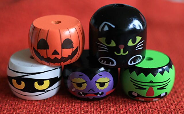 カルディのハロウィーン!飾って、遊べる「だるま落とし」がかわいすぎ!!