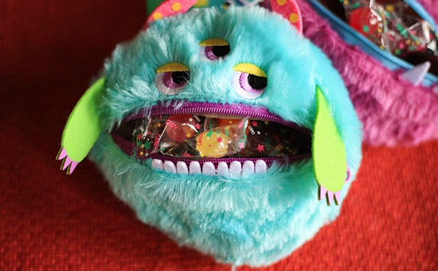 【カルディ】かわいくて便利!リバーシブルのハロウィーン雑貨をゲット!