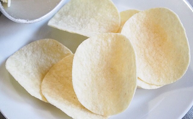 「クセになる」「攻めすぎ」一度食べたら止まらないおすすめポテチまとめ