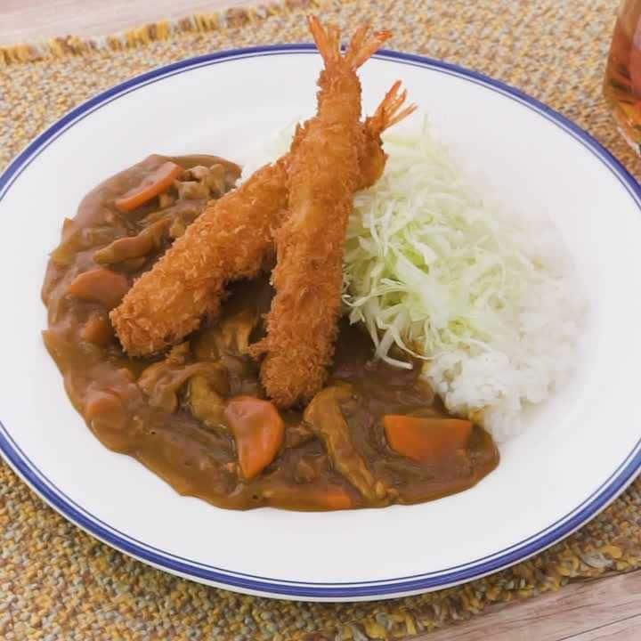 嬉しいコラボレーション♪エビフライカレー