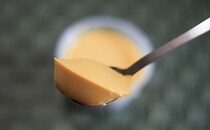 なんで話題にならないの!? ファミマの「かぼちゃプリン」が濃厚でうま！