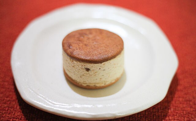 伝説級の大ヒット！ファミマの人気スイーツに新作が出た！！