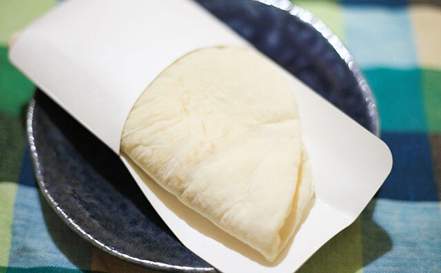 人気スナック菓子がファミマのピザサンドになっちゃった！