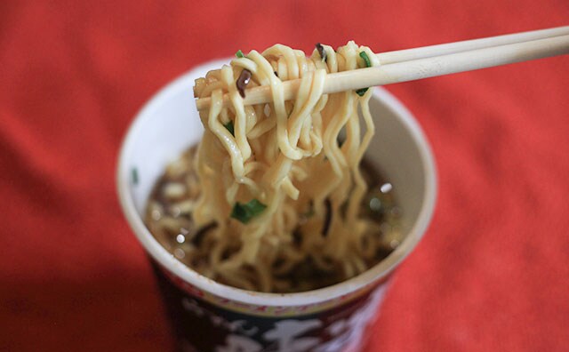 マニアも注目の人気店!激レアラーメンをファミマで!?