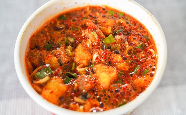 「最高すぎる」「また買おう」ロングセラーカップ麺の新商品が話題に