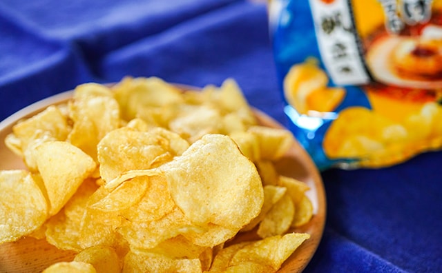「箱買いする」「うますぎるよ」人気ポテトチップスからNo.1味が登場!