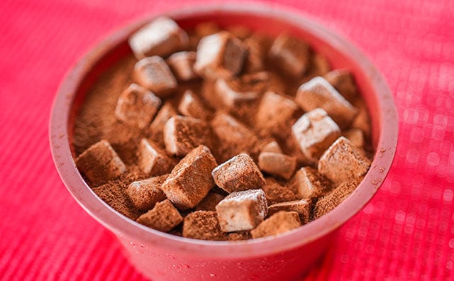 食べると幸せになる!? セブンの大人気アイスが復活した！