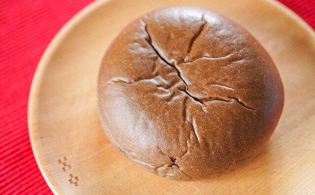 セブン新作菓子パン、138円なのにWクリームでおいしい!