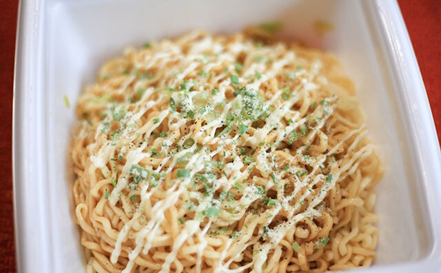 思ったよりレモン！！さっぱり系カップ焼きそば爆誕！