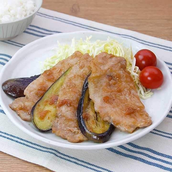 さっぱりコク旨♪豚ロース肉となすの梅しょうが焼き