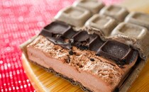 セブン先行発売！驚愕アイスがさらにおいしくなって新登場！