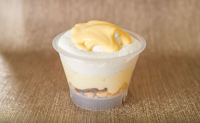 「ホントにとろける」「クリームたっぷり」ファミマの人気スイーツがさらにおいしくなった!?