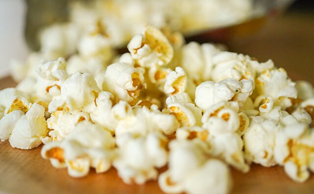 【嬉しい】人気スナック菓子が夢のコラボ!これはウマい!