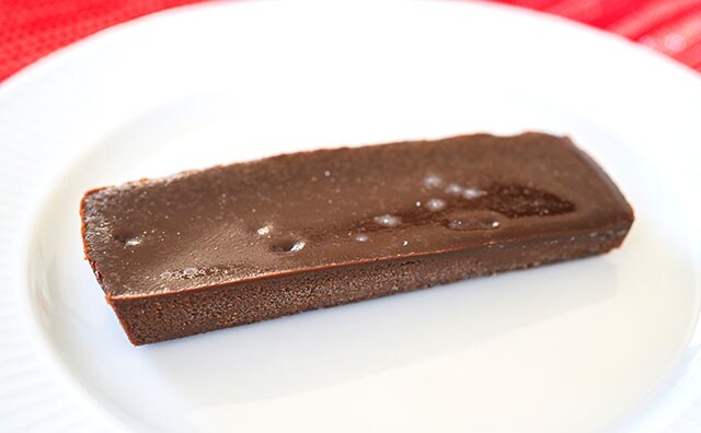 冷凍なのにアイスではない！セブンの新スイーツが濃厚でおいしい！