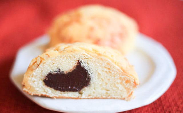 詳細不明…！ローソンで見つけた八天堂のメロンパンがうますぎた！！