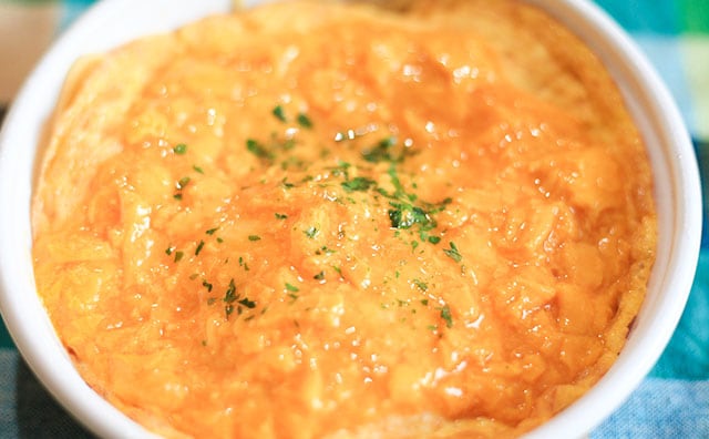 「なんだこれ?」「まさかの…」騙される人続出!? ローソンのこれ、オムライスじゃないんです!