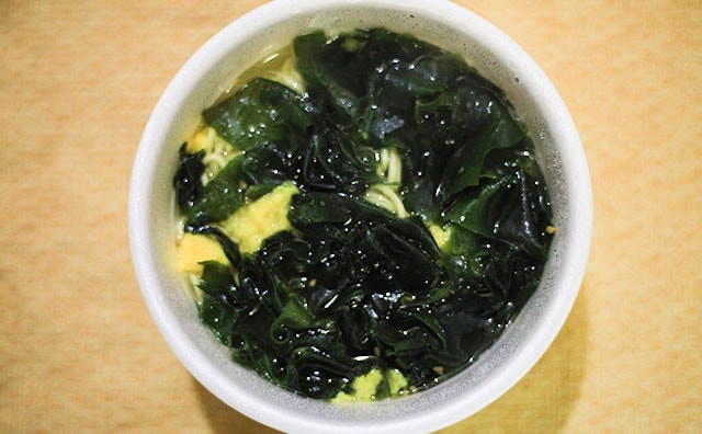 わかめ×はまぐりって最強じゃん!? 人気カップ麺のご当地シリーズがうまでした!