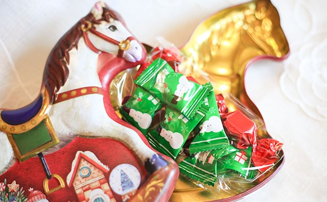 オンラインストアでは完売!? 缶がほしくて買っちゃったカルディのクリスマス商品とは?