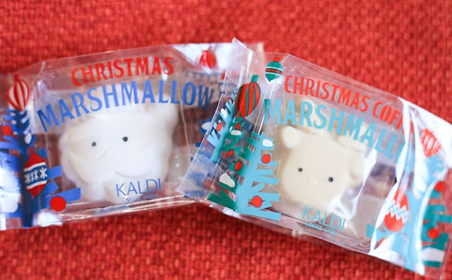 カルディ×クリスマス！ホットドリンクにぷかぷか浮かべて…めっちゃかわいくないですか!?