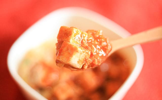 「毎日食べたい」「辛いけどおいしい！」セブンの話題の新商品「中本丼」を食べてみた