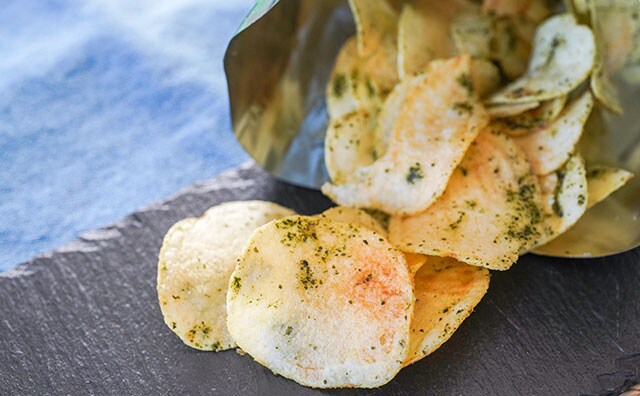 「無限に食べられる」「買い溜めした」このポテチ、やめられない!