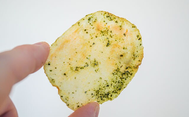 「無限に食べられる」「買い溜めした」このポテチ、やめられない!