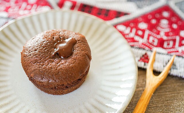 「超とろっとろ」「温めたら飛ぶぞ」話題のファミマ冷凍商品とは?