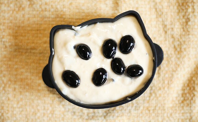 余ったおせちをリメイク!「黒豆」はレンジで簡単蒸しパンに!