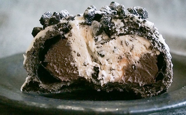 「ガチでうまい」「背徳感ある」ローソンのザクザク系スイーツ、もう食べた?