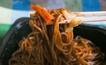 「うますぎてヤバイ」ストックしたいファミマのガッツリ系冷凍食品