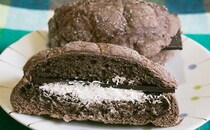 「ほんと好き」「リピ確定」ローソンの“はみでちゃってる系新商品”が話題！