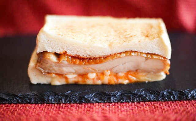 ジューシーチキンにとろ~りチーズ…ローソンの新商品でカフェ風ランチ!!