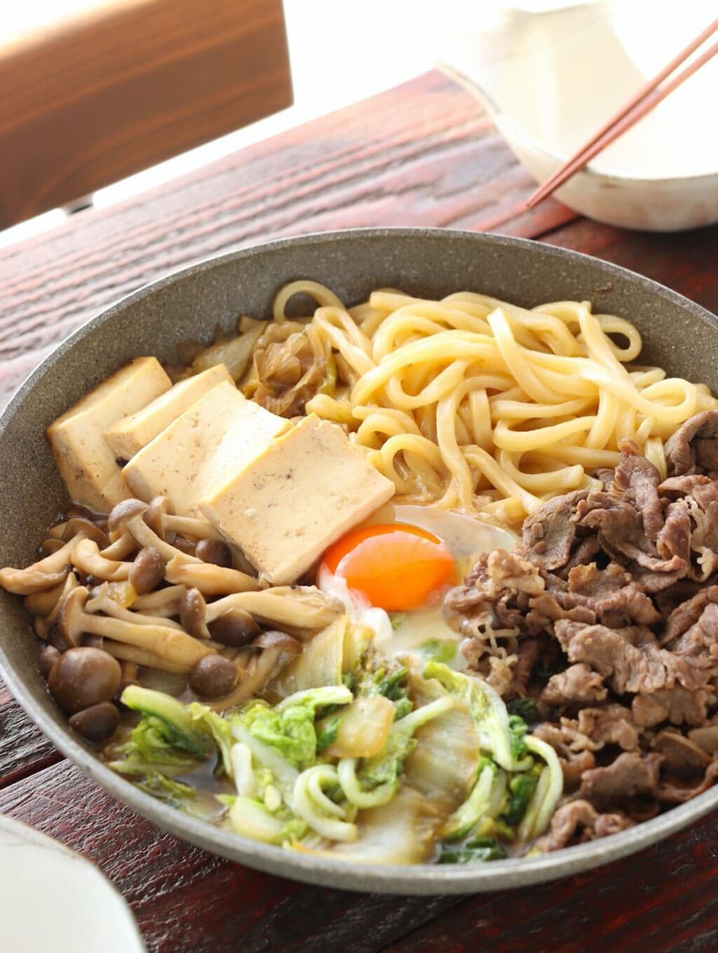 忙しい年末に！フライパンひとつで「すき鍋風煮込みうどん」/Ｙｕｕ