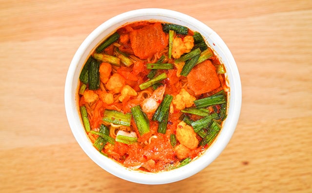 「また食べたくなる味」「めっちゃうまい」大人気カップ麺から新商品登場