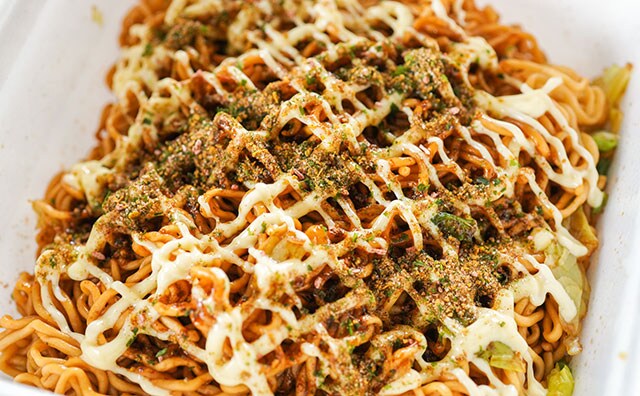 40%増量で濃厚すぎぃぃ!! ファミマ限定の麺がクセになる！