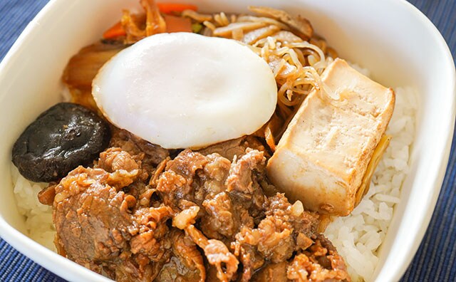 680円もする！セブンのどんぶりが高いけどウマい！