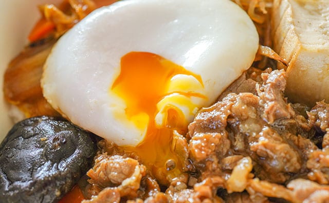 680円もする！セブンのどんぶりが高いけどウマい！