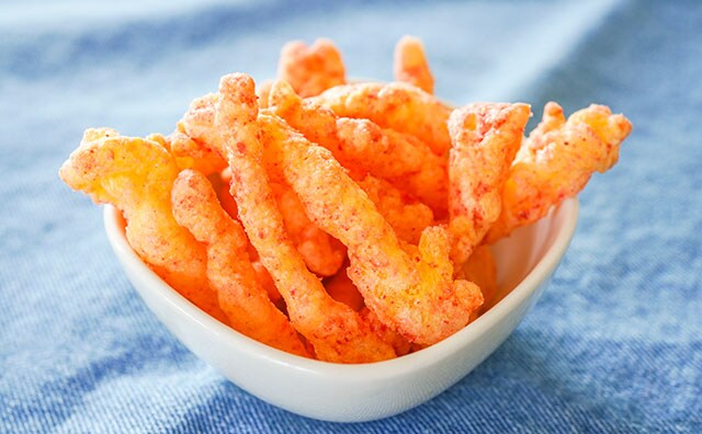 超刺激的!コンビニ先行発売のスナック菓子がヤバい!