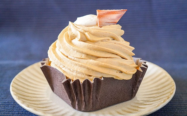 「これは新しい」「クオリティ高すぎ」ファミマ新スイーツが斬新かも！