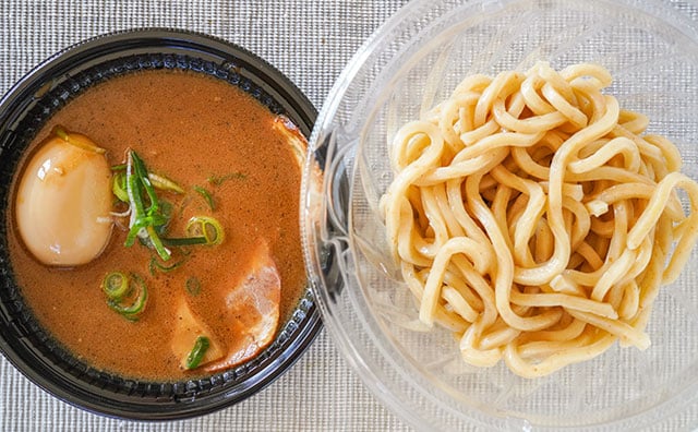 さらにウマい!? セブンの人気商品が贅沢感マシマシで登場!