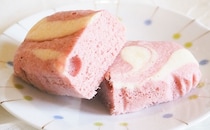 開けた瞬間ふわーっと香る！いちご好きは要チェックのローソン新商品